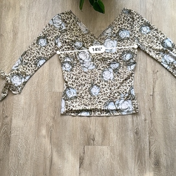 Vintage y2k Floral & Animal Print V Neck Top - Picture 4 of 7